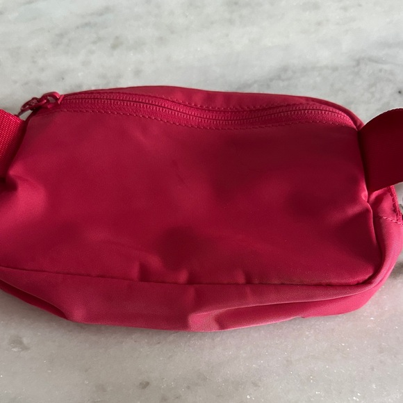 Lululemon Athletica Pink Belt Bag - Picture 4 of 7